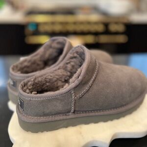 UGG **Brand New w/ Tags** Classic Micro, Gray